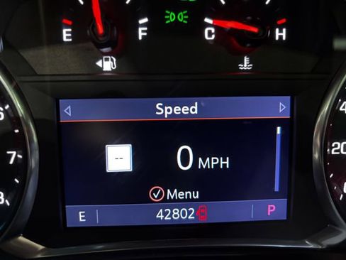 Used 2020 Chevrolet Traverse LT w/ LPO, Midnight Edition image 18