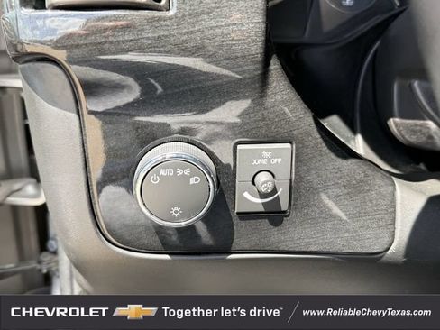 Used 2018 GMC Savana 2500 w/ Enhanced Convenience Package RWD image 26