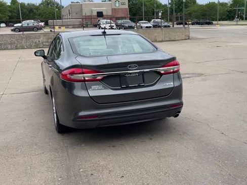 Used 2018 Ford Fusion S FWD image 7