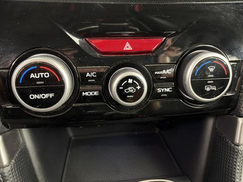 Used 2019 Subaru Forester Limited AWD/4WD image 22