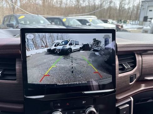 Used 2024 Ford Expedition Max Limited image 28