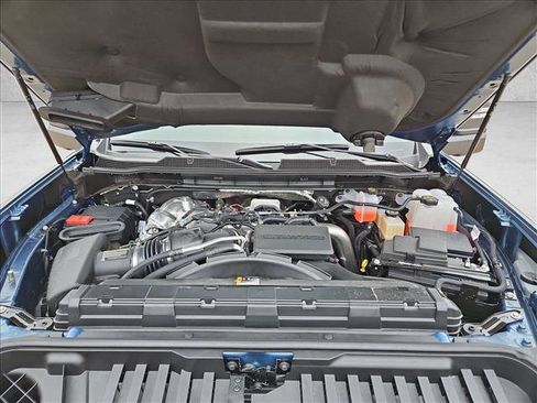 New 2026 Chevrolet Silverado 2500 LT w/ Texas Edition AWD/4WD image 17