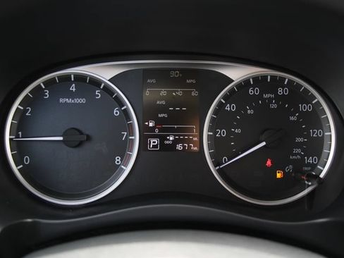 Used 2025 Nissan Kicks Play S FWD image 16