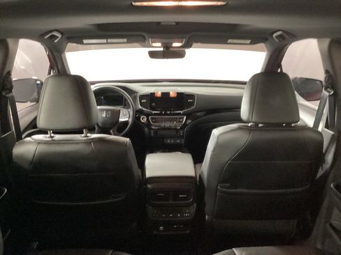 Used 2024 Honda Passport Black Edition image 25
