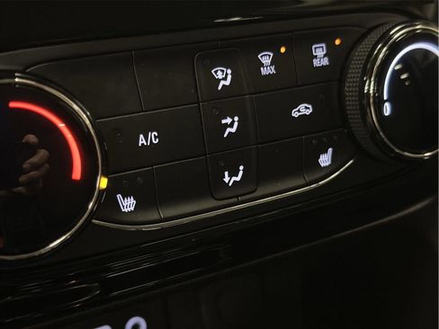 Certified 2023 Buick Encore GX Preferred w/ Cold Weather Comfort Package image 33