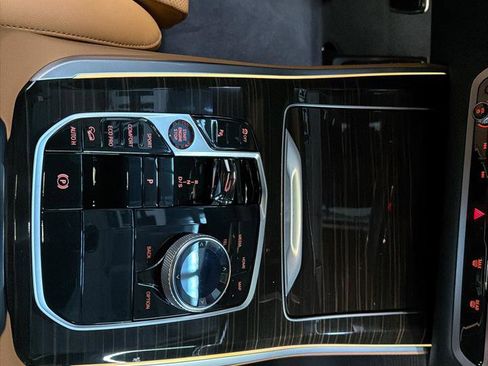 Used 2024 BMW X5 M60i image 19