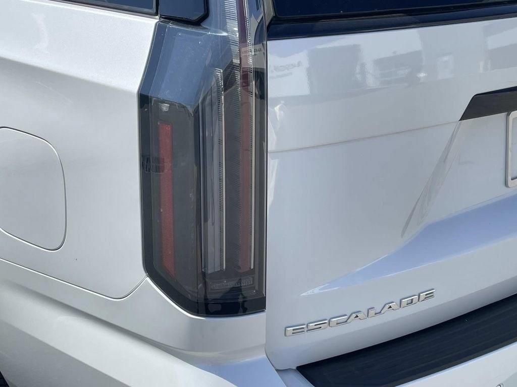 Certified 2025 Cadillac Escalade Sport AWD/4WD image 11