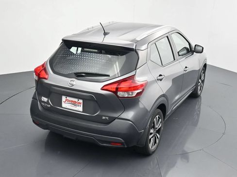 Used 2019 Nissan Kicks SR w/ SR Premium Package FWD image 28