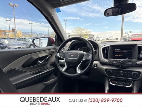 Used 2022 GMC Terrain SLE w/ Driver Convenience Package image 17