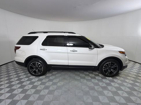 Used 2014 Ford Explorer Sport w/ Equipment Group 401A AWD/4WD image 4
