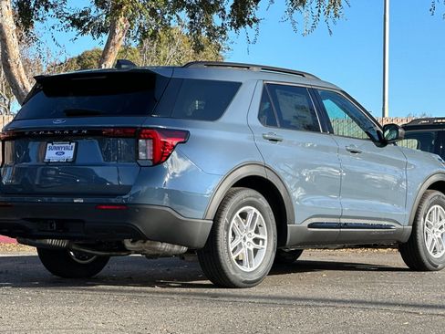New 2026 Ford Explorer Active image 5