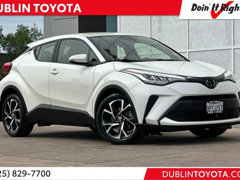 Certified 2020 Toyota C-HR XLE image 1