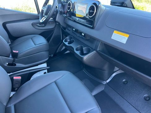 New 2026 Mercedes-Benz Sprinter 3500 image 17