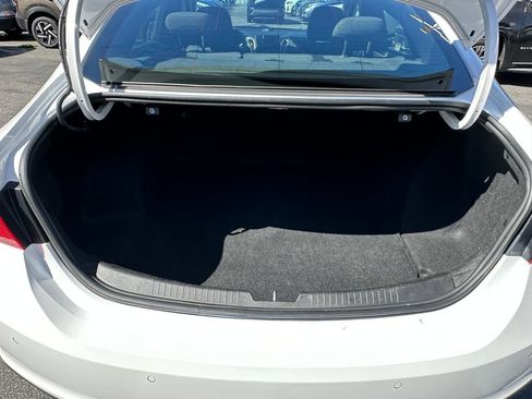 Used 2024 Chevrolet Malibu LT FWD image 20