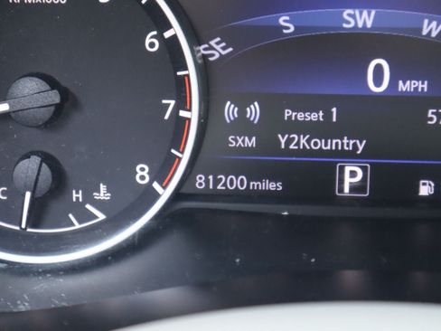 Used 2018 Nissan Murano SV w/ Premium Package FWD image 11