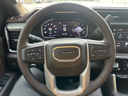 Used 2026 GMC Sierra 2500 Denali image 38