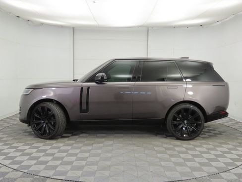 Used 2022 Land Rover Range Rover SE image 8