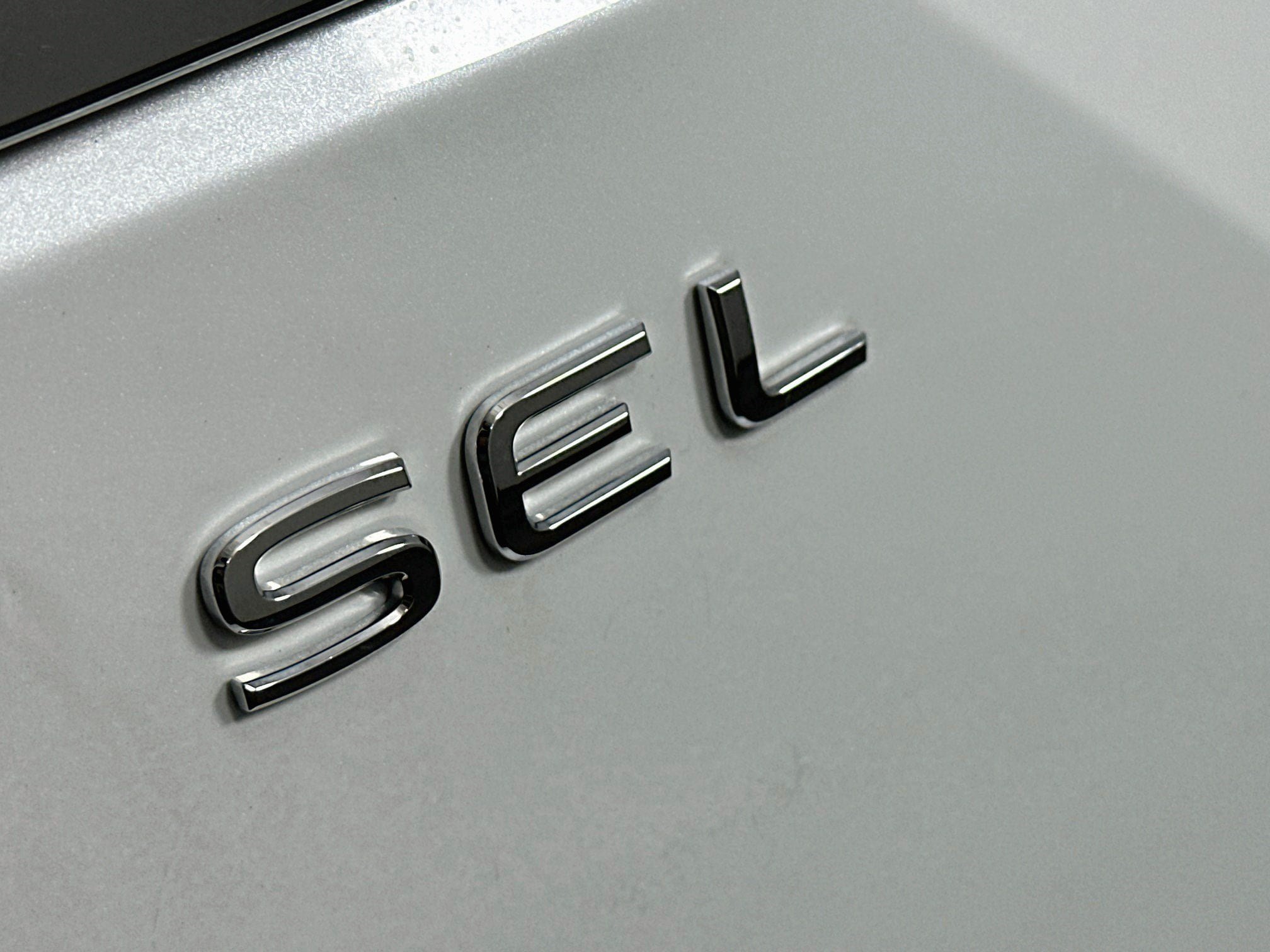Used 2025 Volkswagen Atlas SEL Premium R-Line AWD/4WD image 27