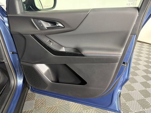 New 2026 Chevrolet Equinox RS w/ Convenience Package III FWD image 32