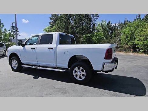 New 2026 RAM 3500 Big Horn AWD/4WD image 27