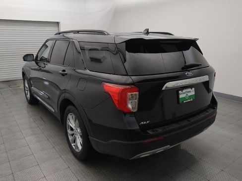 Used 2021 Ford Explorer XLT w/ Equipment Group 202A image 5