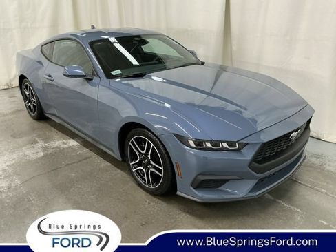 Used 2024 Ford Mustang Coupe RWD image 1