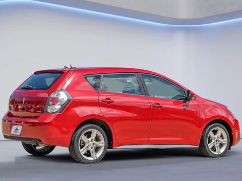 Used 2009 Pontiac Vibe w/ Preferred Package image 10