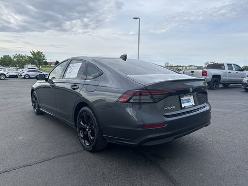 Used 2025 Honda Accord SE image 5