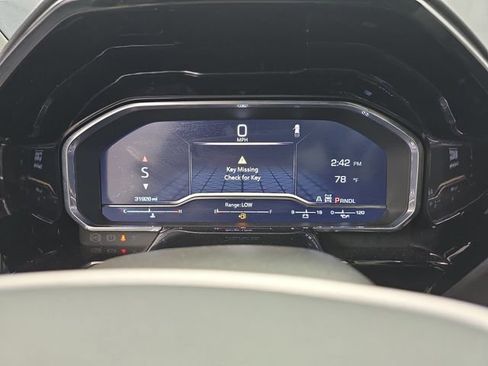 Used 2025 GMC Sierra 1500 SLT image 27