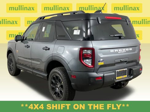 New 2025 Ford Bronco Sport Badlands image 10