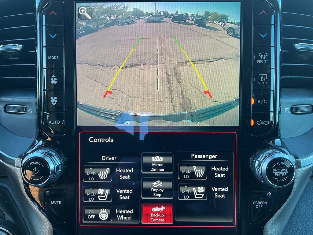 Used 2019 RAM 1500 Laramie AWD/4WD image 20