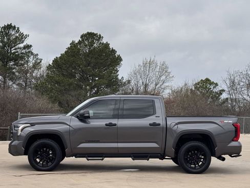 Used 2023 Toyota Tundra SR5 w/ SR5 Convenience Package image 3