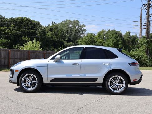 New 2025 Porsche Macan image 2