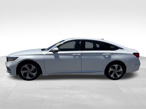 Used 2018 Honda Accord EX image 2