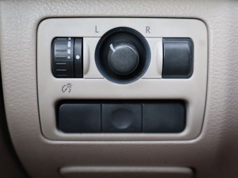 Used 2007 Subaru Outback 2.5i image 28