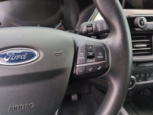 Used 2020 Ford Escape SE image 24
