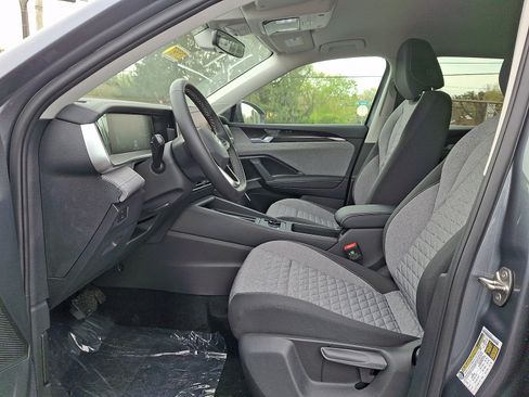 New 2026 Volkswagen Tiguan S AWD/4WD image 9