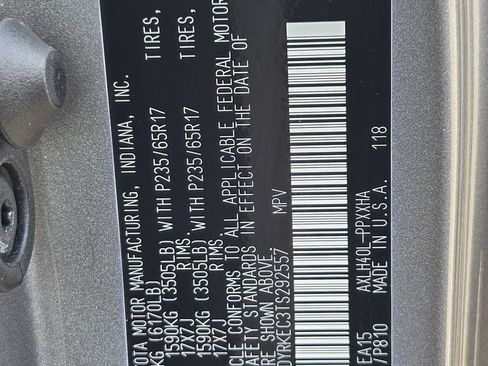 Used 2026 Toyota Sienna XLE FWD image 33