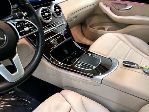 Used 2022 Mercedes-Benz GLC 300 4MATIC image 20