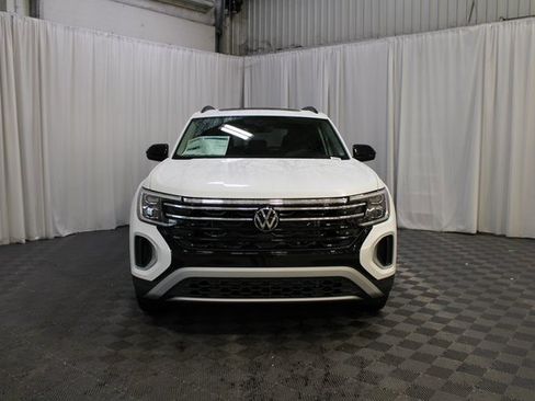 New 2026 Volkswagen Atlas Peak Edition image 26