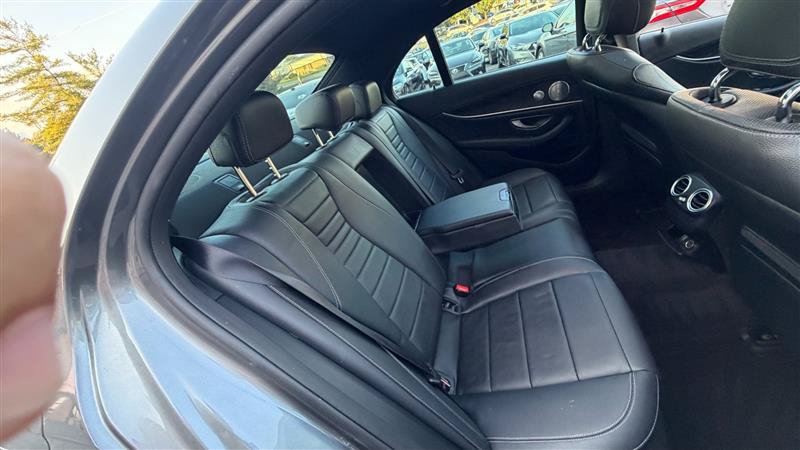 Used 2018 Mercedes-Benz E 300 image 13
