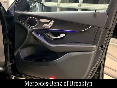 Used 2022 Mercedes-Benz GLC 300 4MATIC image 24