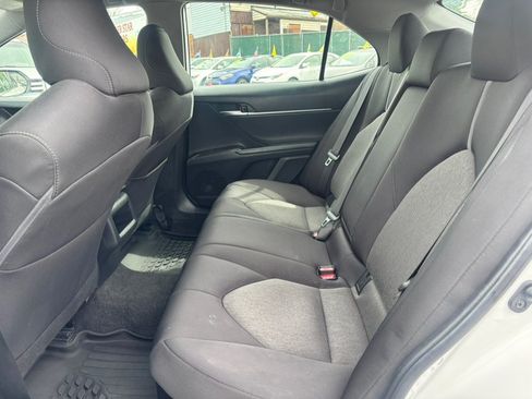 Used 2021 Toyota Camry LE FWD image 35