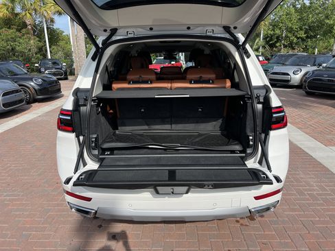 Certified 2024 BMW X7 xDrive40i w/ Premium Package AWD/4WD image 33