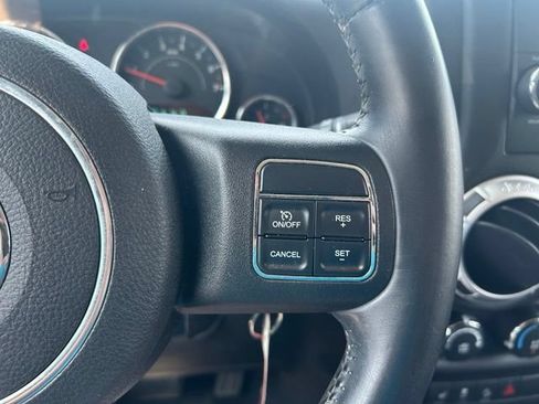 Used 2013 Jeep Wrangler Unlimited Sahara w/ Dual Top Group AWD/4WD image 19