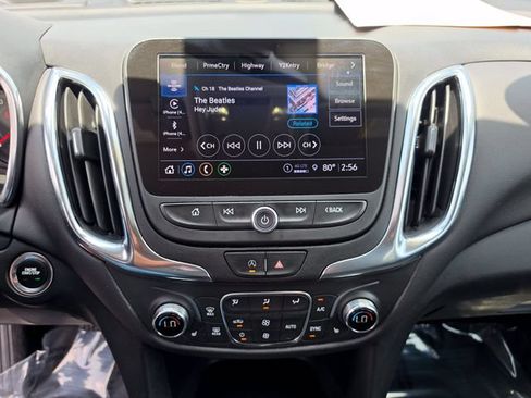 Used 2024 Chevrolet Equinox LT AWD/4WD image 24