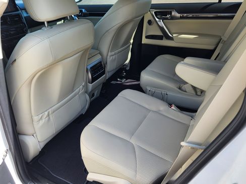 Used 2023 Lexus GX 460 Luxury w/ Sport Design Package AWD/4WD image 14