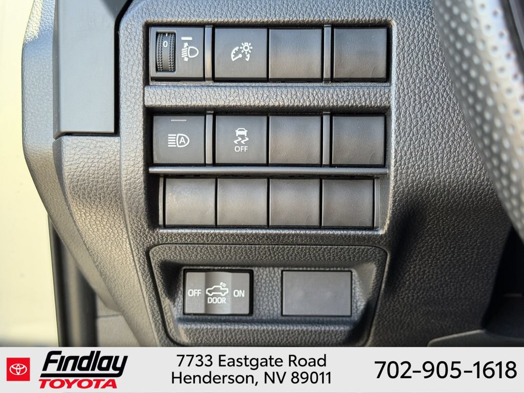 Used 2024 Toyota Tacoma SR RWD image 21