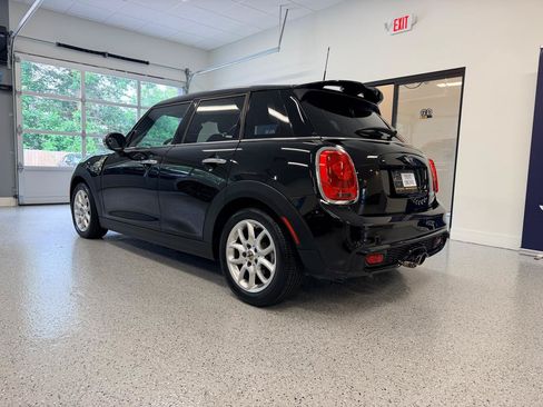 Used 2016 MINI Cooper S FWD image 5