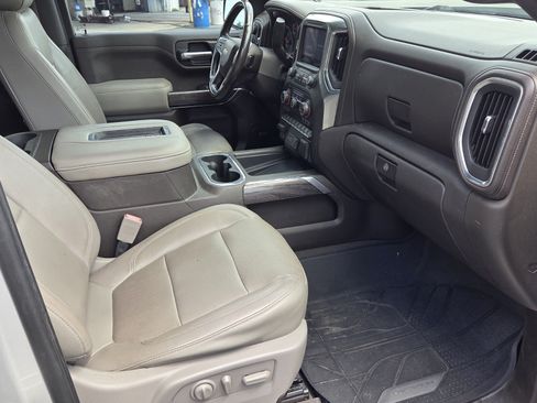 Used 2019 Chevrolet Silverado 1500 LTZ w/ LTZ Plus Package AWD/4WD image 10